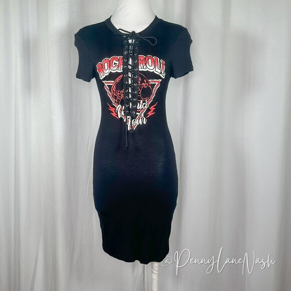NWT Windsor Rock Babe Lace-Up Graphic Dress Black - Picture 2 of 9